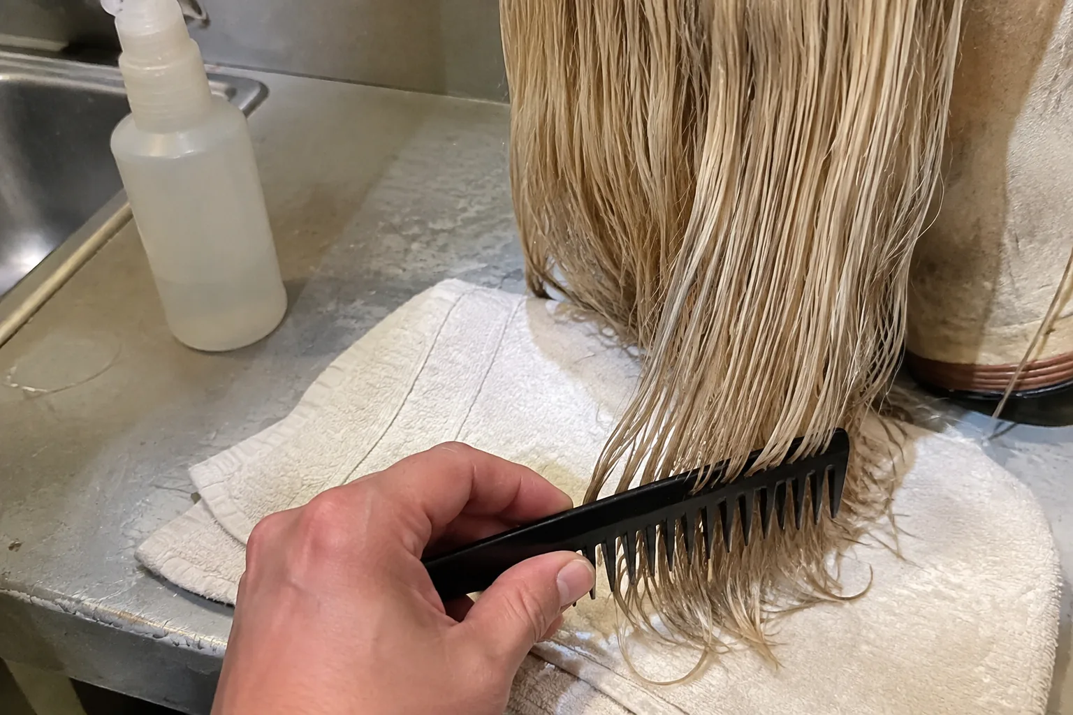 Paid human hair wig sample wet comb check